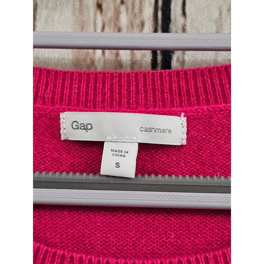 Gap Cashmere Sweater Womens Small Pink Crew Neck Long Sleeve Soft Knit Pullover - Picture 2 of 6
